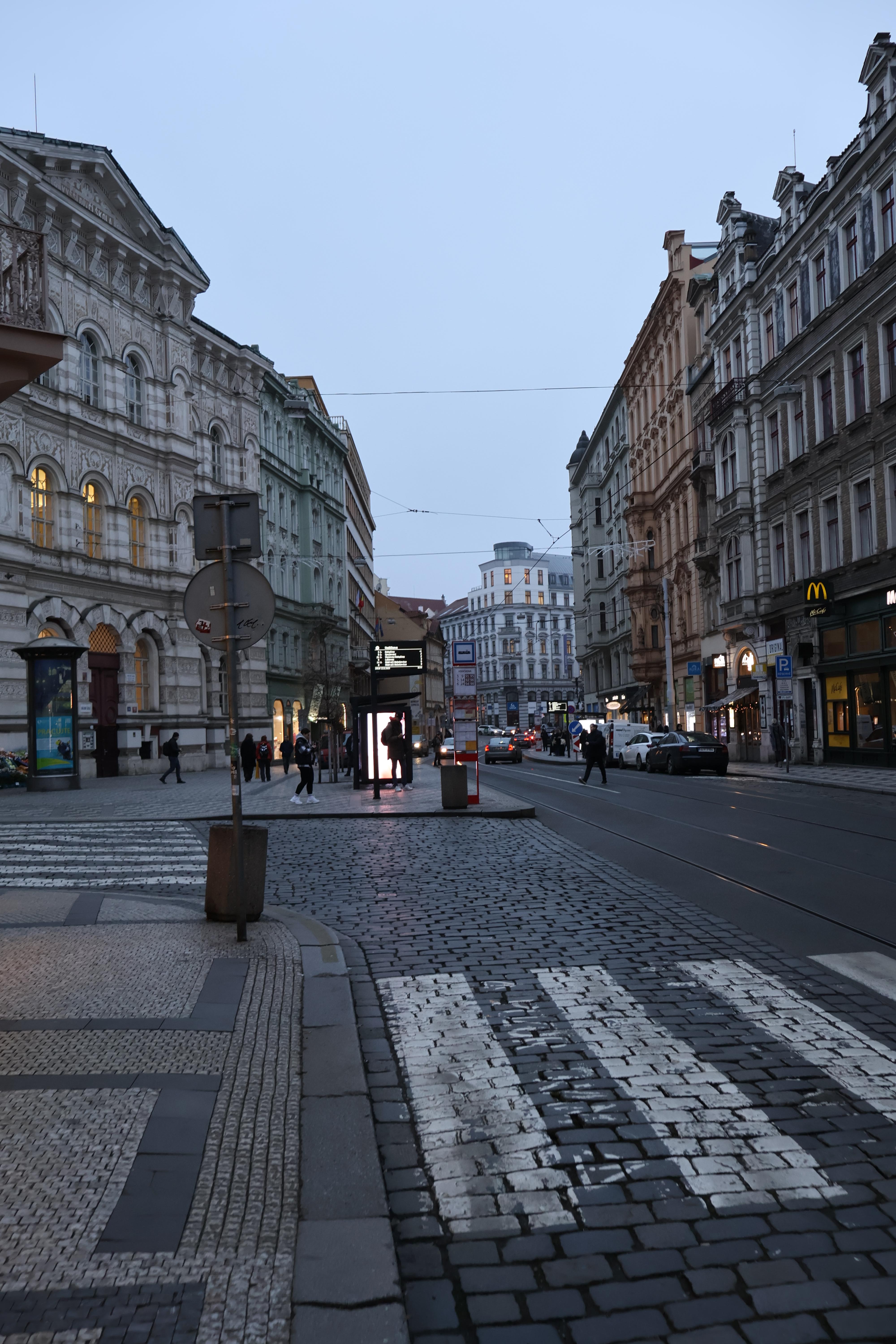 Photo of a random street.